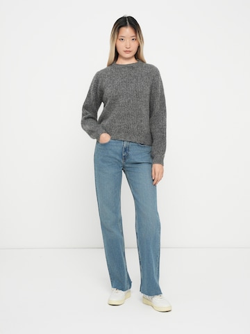 JDY Sweater 'JDYMARI' in Grey