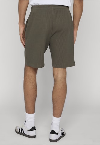 Urban Classics Regular Trousers in Green