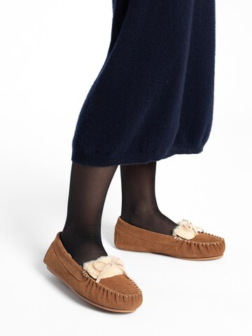 Gooce Moccasin 'Joia' in Brown: front