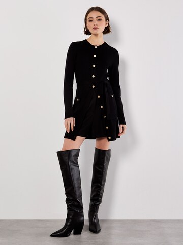 Apricot Jurk ' ' in Zwart: voorkant