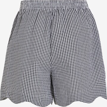 VILA Regular Shorts in Schwarz