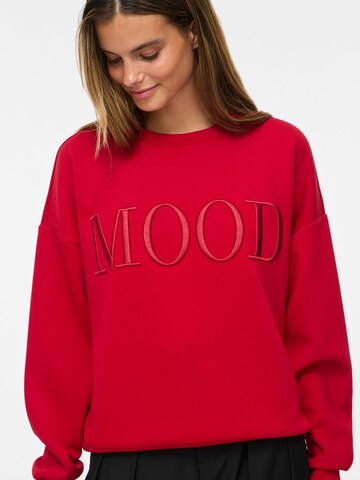 VILA - Sudadera 'VIReflect Mood' en rojo
