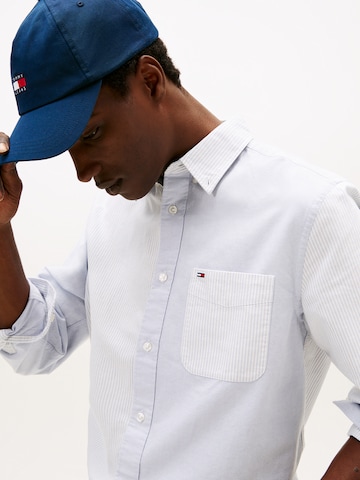 Tommy Jeans - Ajuste regular Camisa en azul