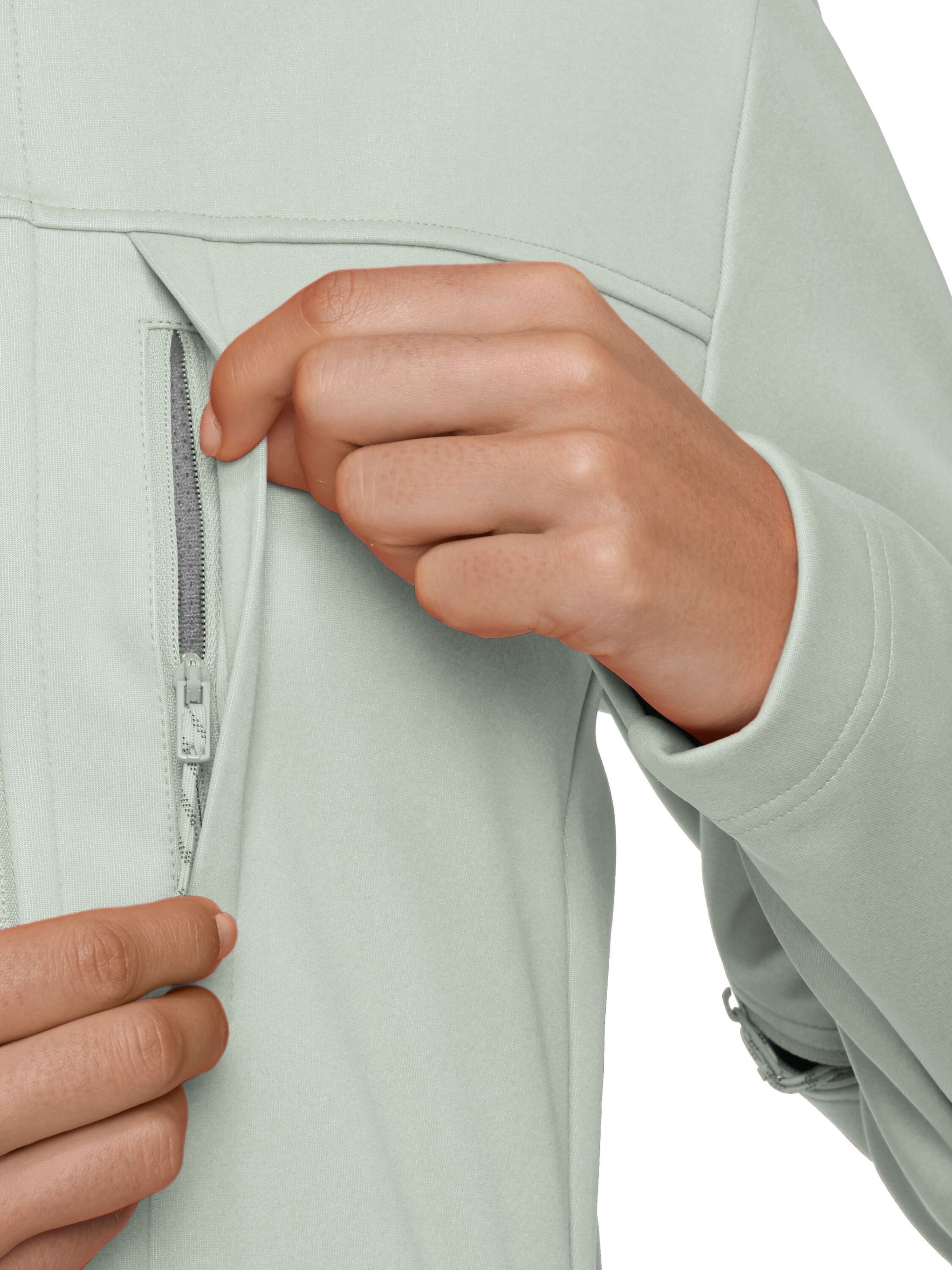 MAMMUT Outdoor Jacket in Green