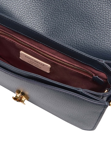 Coccinelle Handtasche 'Coccinelle Dew 3' in Blau