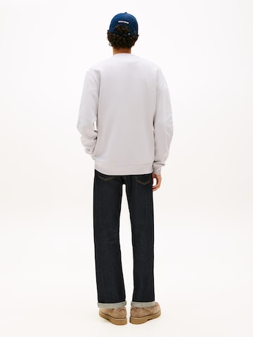 Felpa di Tommy Jeans in grigio