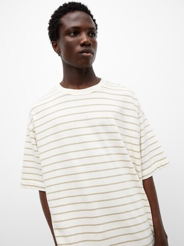 Pull&Bear T-Shirt in Beige