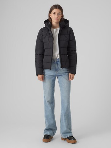 juoda VERO MODA Demisezoninė striukė 'VMJessiemie'