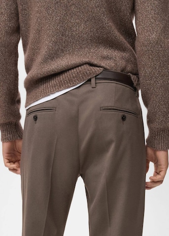 MANGO MAN Regular Pleat-Front Pants 'Savoir' in Brown