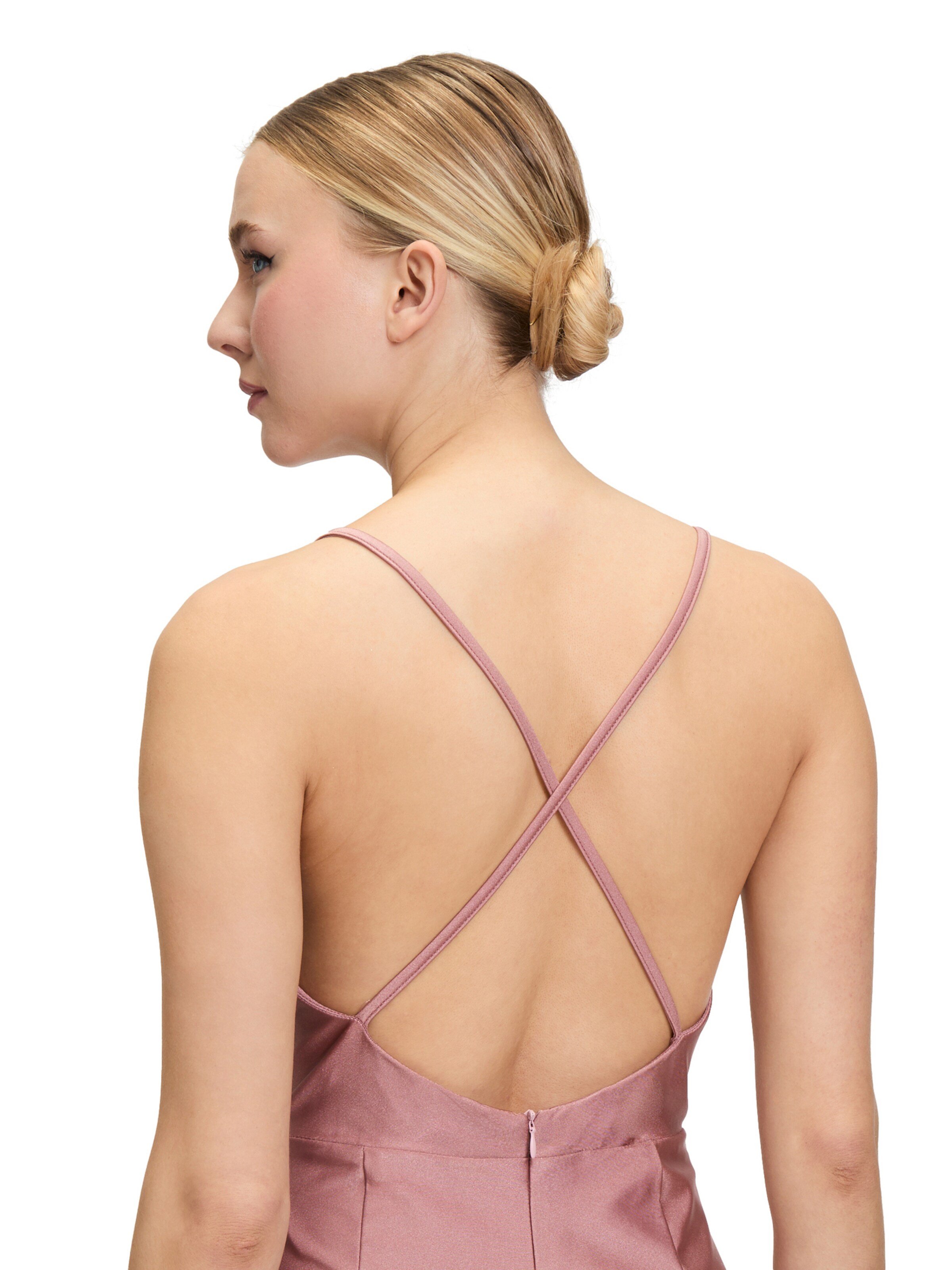 Abito da sera di Vera Mont in rosa