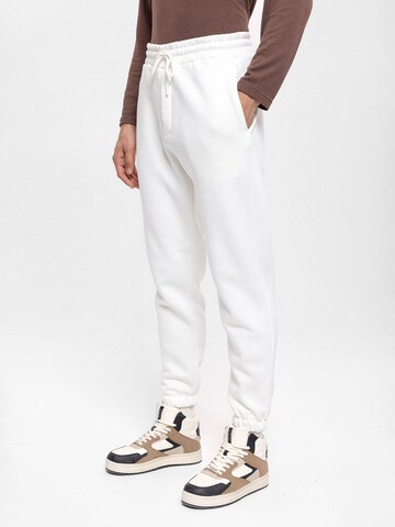 Antioch Tapered Trousers in Beige