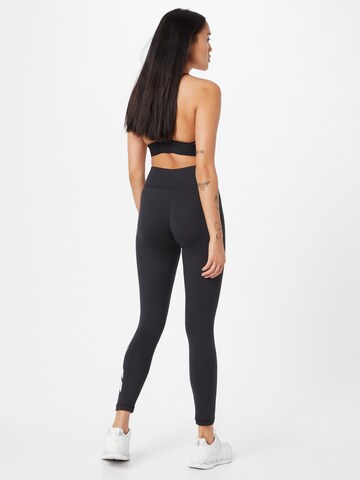 Reebok Skinny Sporthose in Schwarz