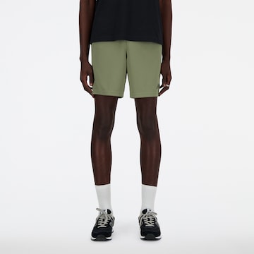 new balance Regular Shorts in Grün: predná strana