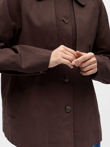 Veste mi-saison 'OBJPaula' OBJECT en marron