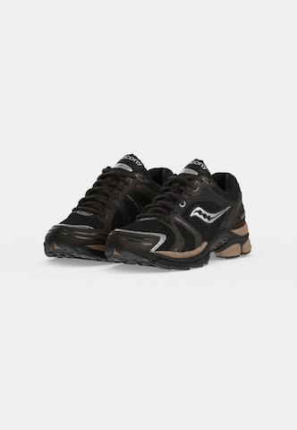 saucony Sneaker low 'PROGRID TRIUMPH 4' i sort: forside