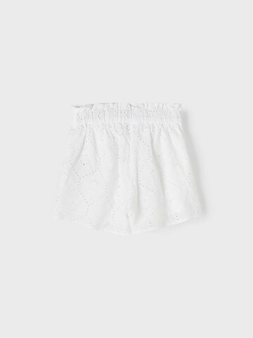 regular Pantaloni 'Hudith' di NAME IT in bianco: frontale