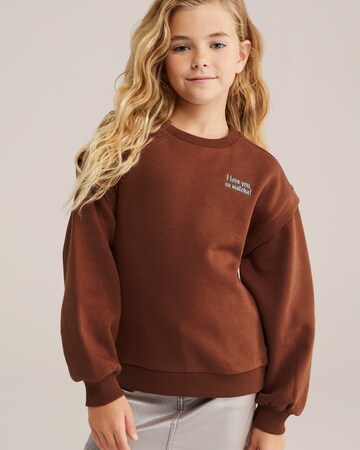 WE Fashion Sweatshirt in Braun: Vorderseite