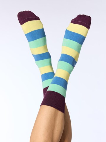 Albero Natur Socks 'Bio-Baumwoll-Socken mit längerem Bündchen - 4er Pack' in Yellow
