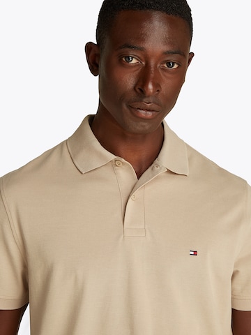 Maglietta di TOMMY HILFIGER in marrone