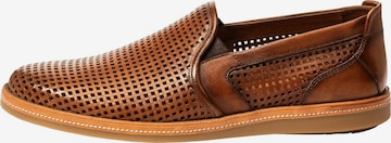 LLOYD Classic Flats 'FERGUSON' in Brown: front