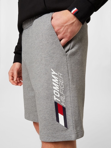 TOMMY HILFIGER Regular Trousers in Grey