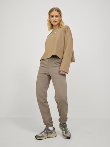 Effilé Pantalon 'ABBIE' JJXX en beige