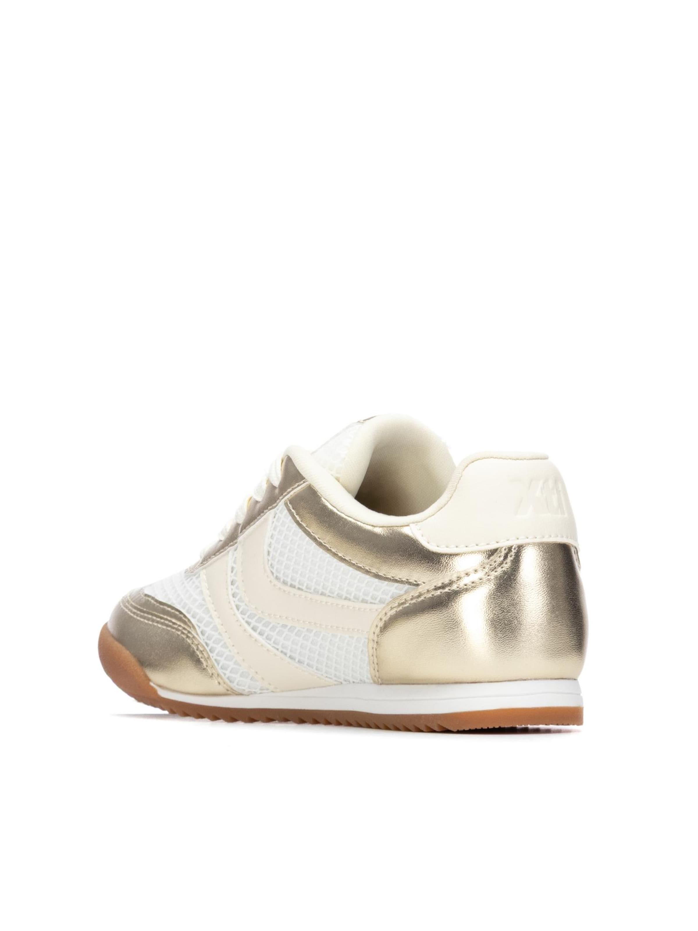 Xti Sneakers in Gold