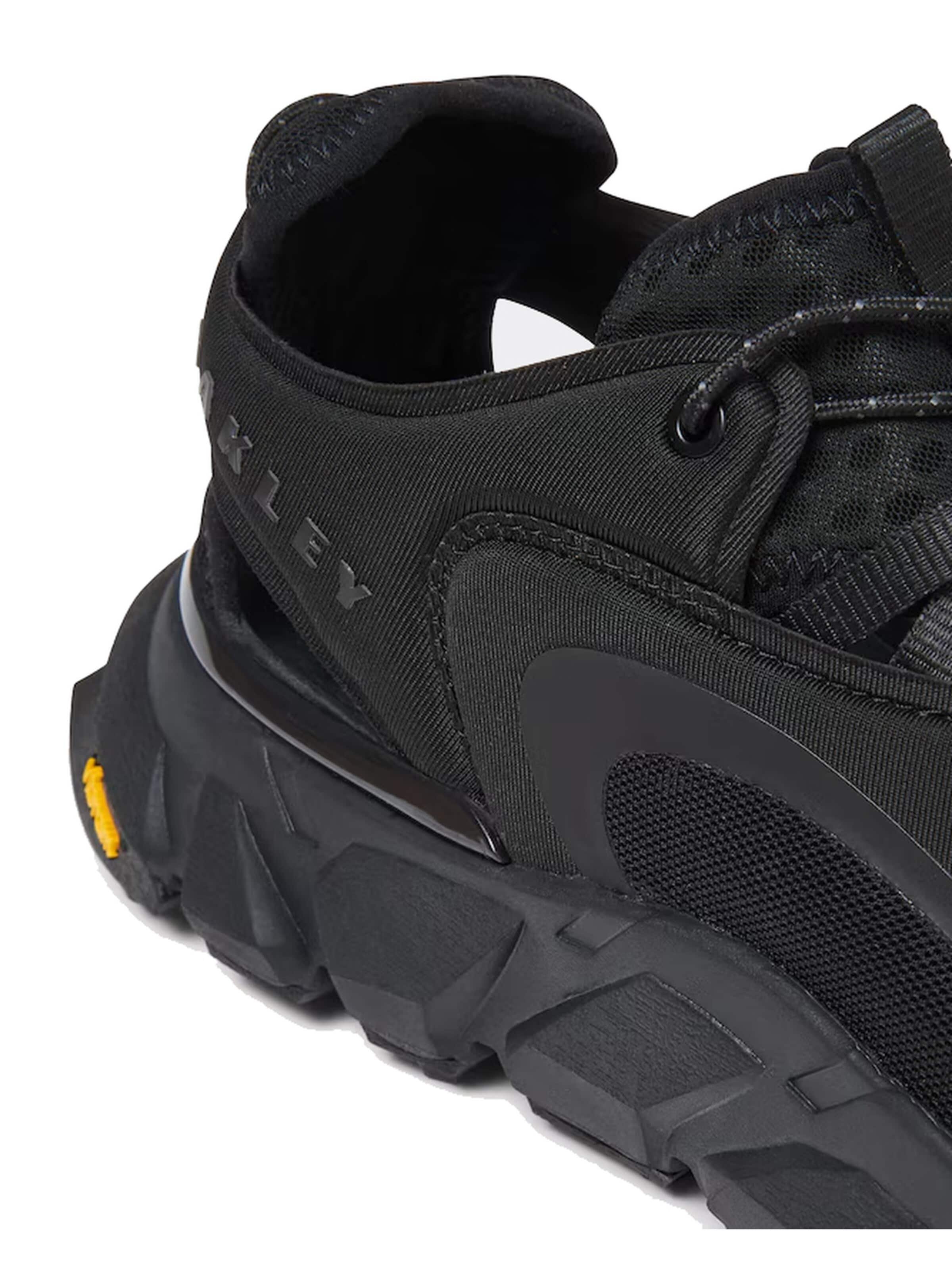 OAKLEY Sneaker low 'FOF100650 AQUATERRA HYBRID BLACKOUT' i sort