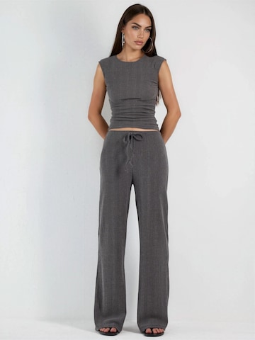 Wide Leg Pantalon Busem en gris
