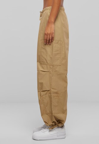 Effilé Pantalon cargo Urban Classics en beige