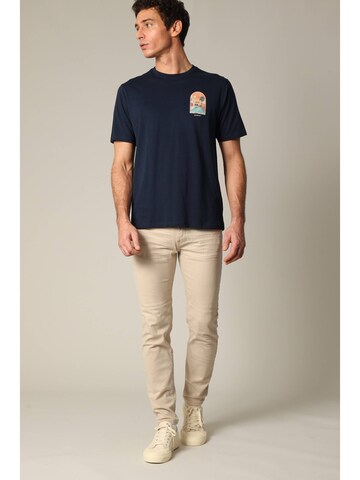 T-Shirt 'MARRAKECH' Deeluxe en bleu