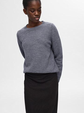 Pull-over 'Ana' SELECTED FEMME en gris