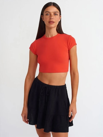 Dilvin Shirt in Red: front