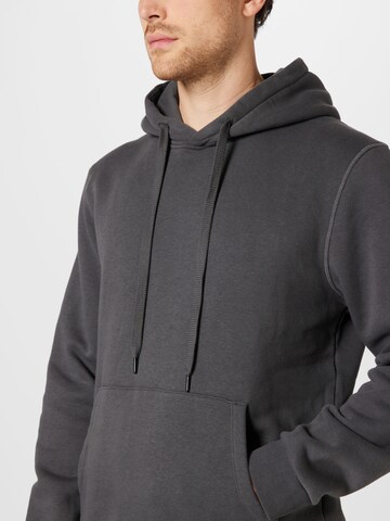 ESPRIT Sweatshirt in Schwarz