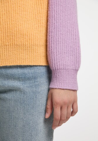 Pullover 'Nolie' di MYMO in arancione