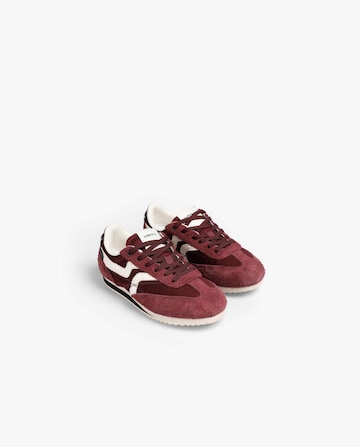 Scalpers Trainers 'Nats' in Red