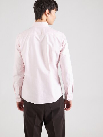 Coupe slim Chemise 'H-ROAN-BD-E-C1-243' BOSS en rose