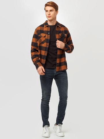 DICKIES - Ajuste regular Camisa 'New Sacramento' en marrón