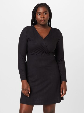 Trendyol Curve Dress in Black: front