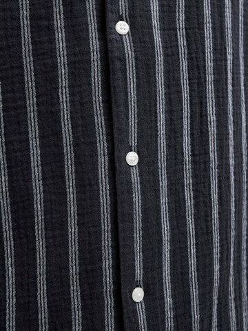 JACK & JONES Comfort Fit Skjorte 'JOREaster Patras' i blå