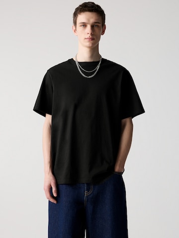 Pull&Bear T-shirt i svart: framsida