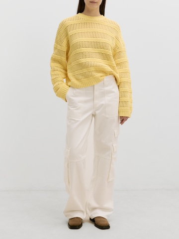 EDITED Sweater 'Xanthia' in Yellow