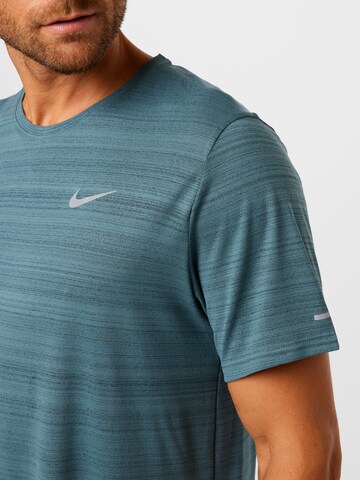 T-Shirt fonctionnel 'Miler' NIKE en bleu