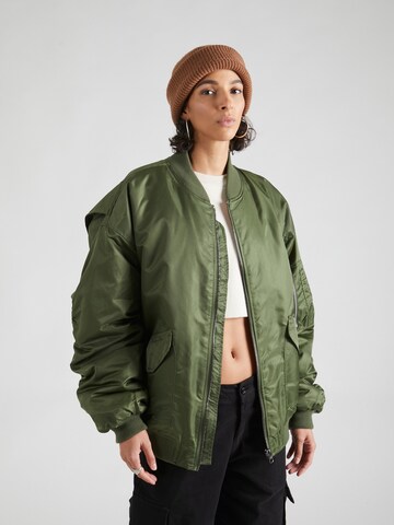 TOPSHOP - Chaqueta de entretiempo 'Nero' en verde: frente