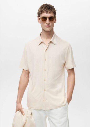 MANGO MAN Regular fit Button Up Shirt in White: front
