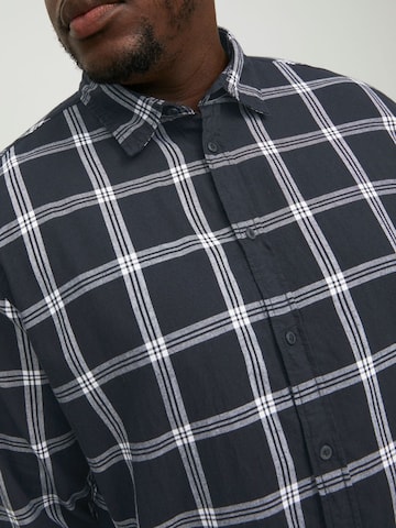 Jack & Jones Plus Regular fit Button Up Shirt 'Carl' in Black