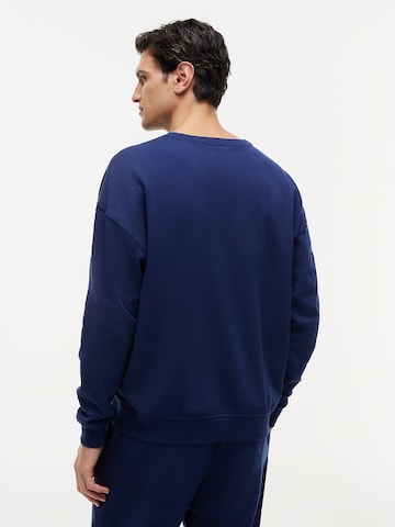 Sweat-shirt 'Essentials' TOMMY HILFIGER en bleu