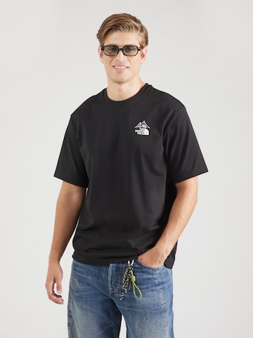 Tricou 'HKE BACKPACK' de la THE NORTH FACE pe negru