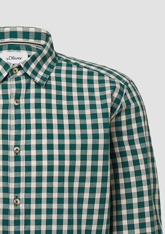 s.Oliver Regular fit Button Up Shirt in Green