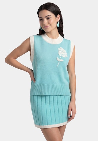 MYMO Vest in Blue: front